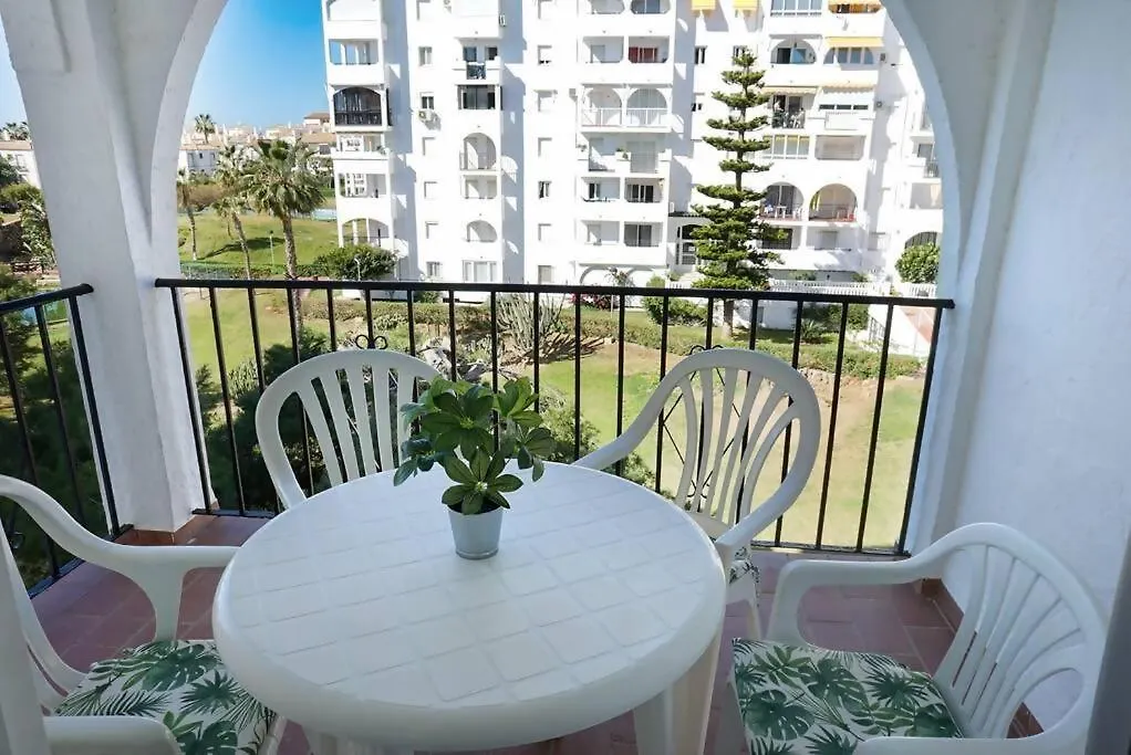 Piscina Y Playa En Laguna Beach Torrox contacts