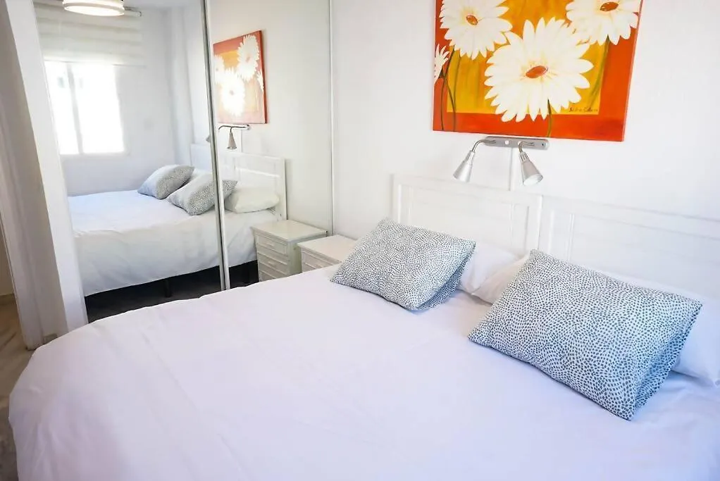 Piscina Y Playa En Laguna Beach Torrox Malaga Apartment